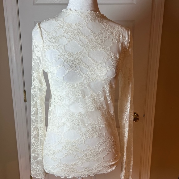 Emerson Young Tops - Chic & Romantic Emerson Young Ivory Floral Lace Mock Long Sleeve Size Small